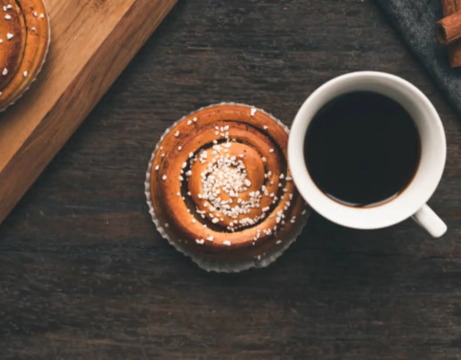 Coffee and cinnamon bun